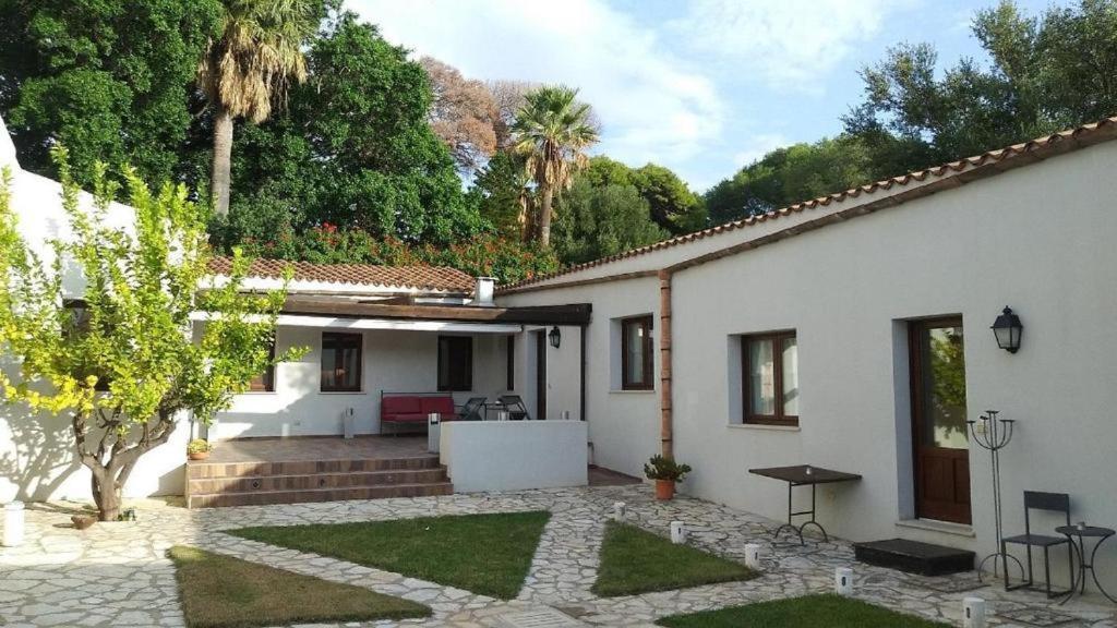 Arbaria Appartamenti Ex Arbaria Trapani Exterior photo